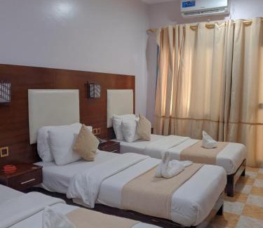 Khawr Maksar Hotel | فندق سماء الإمارات