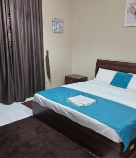 Ibri Apartment | فندق عين مجان للشقق الفندقية