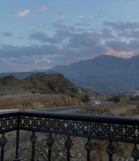 Wadi Bani Kharus Hotel | فندق وادي السحتن