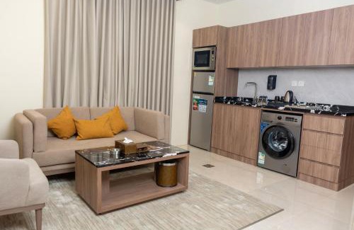 Al Kura Apartment | فيوليت إيليت للشقق المخدومة