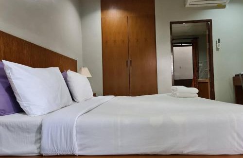 Talat Yai Apartment | ก้านกล้วยแมนชั่น Gankluy Mansion