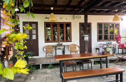 Laem Ngop House | ครูหนูบ้านพัก แหลมงอบ Krunou baanpak