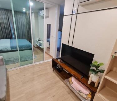 Saen Suk Hotel | คอนโดอีสวิลบางแสน ห้อง 7