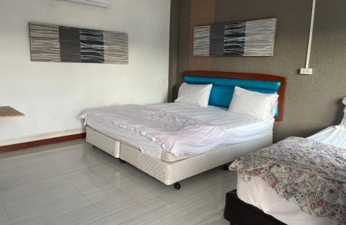 Wichian Buri Hotel | บุญพน รีสอร์ต Maldives resort&restaurant