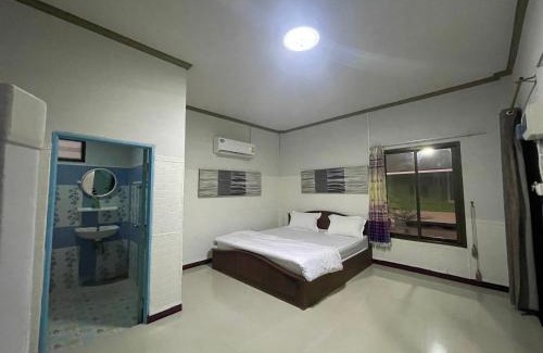 Wichian Buri Hotel | บุญพน รีสอร์ต Maldives resort&restaurant