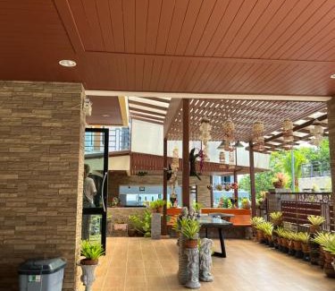 Koh Kaew Resort | พนาสนธิ์แหลมหินรีสอร์ท