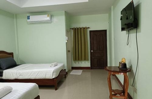 Chaeramae Hotel | หนองบัว เพลส, Nong Bua Place