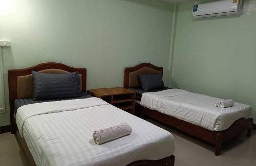 Chaeramae Hotel | หนองบัว เพลส, Nong Bua Place