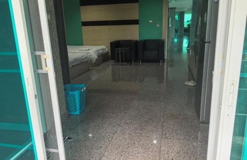 Nong Sua House | ห้องพักหนองเสือ