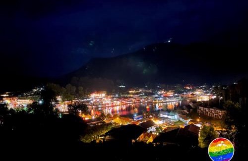 Mok Cham Pae House | เห็ดเหลือง Hedreung banrakthai homestay and camping