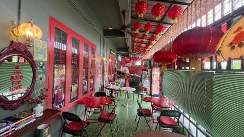 Saen Saep Hotel | โรงแรมสบายดีคลองสี่รีสอร์ท