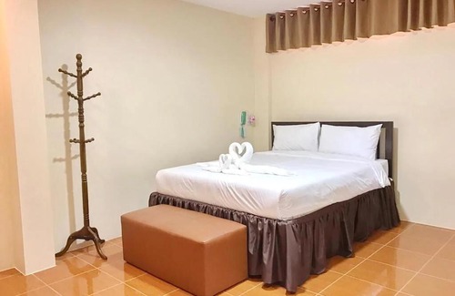 Khlung Hotel | โรงแรมแอมไอม่อน - Am Amoonds Hotel