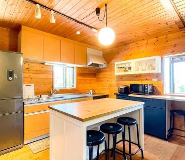 Shiga Prefecture House | びわ湖ハイドアウト