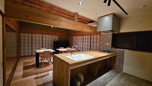 Minami Oosumi House | ゲストハウス奥屋敷城内