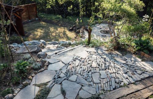 Nakagawa House | 一棟貸しLog nagare