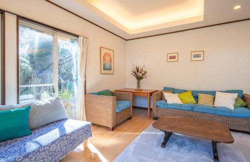 Futo House | 伊豆大室高原ー対話の家ー最大8名BBQ付ーIzu Dialogue House