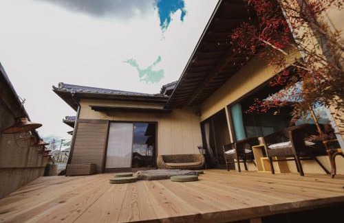 Gunge House | 古民家ゲストハウス CHACHACHA AWAJI