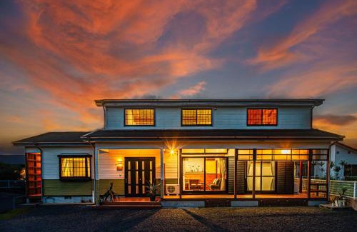 Akaogi House | 奄美の一棟貸切りヴィラ Amalog アマログ