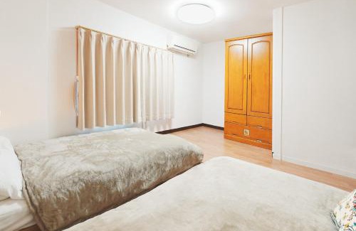 Naniwa Villa | 心斎橋まで7分 なんば1駅 Meeno Home 汐見 一軒家貸切 親子向けファミリー民泊