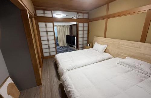 Higashinari Ski Chalet | 旭の屋