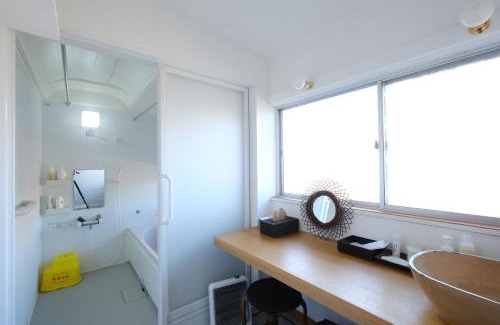 Akiha Ward House | 泊まれる劇場スロウプハウス