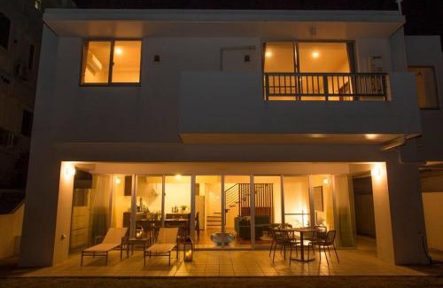 Higashionna Villa | 海の見える一軒家貸し切り!海と調和するお洒落なインテリア!オシャンビューハウスで忘られない経験を。