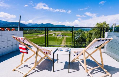 Sanxing Bed & Breakfast | 禾田遇民宿 Hetianyu