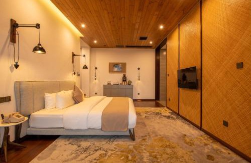 Pingjiang County Hotel | 自在平江野奢度假酒店