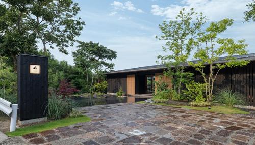 Isahaya Apartment | 風の宿り