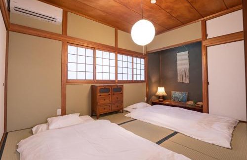 Nagawa Apartment | 高松市の築45年のお家をリノベーションした民泊古都