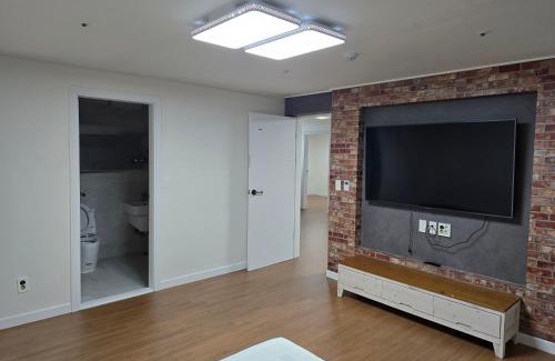 Seocheon Apartment | 힐링타임