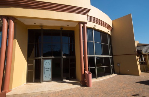 Moreleta Park House | 02 Phoka Trading