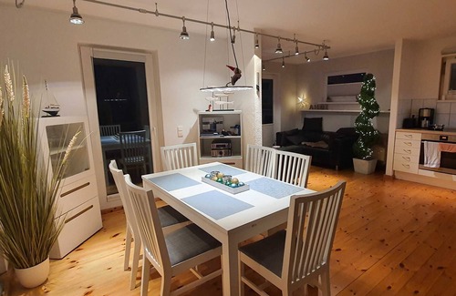 Kroeslin House | 05. floating houses (75 m²) SteelVoll with infrared sauna - Floating House