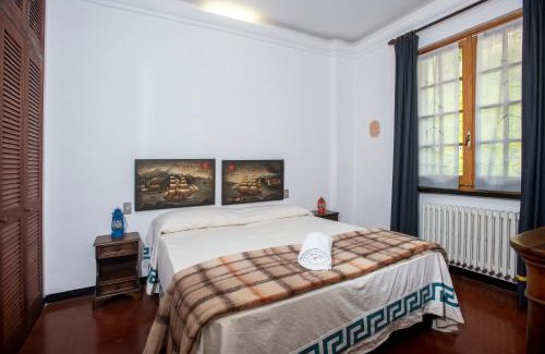 Moneglia Apartment | 081b) Historic Villa Il Vigneto 49, Sea view, Balcony, Free private parking