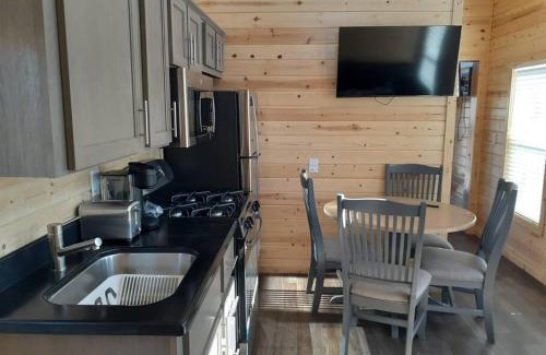 Valle Ski Chalet | 092 Star Gazing Tiny Home near Grand Canyon South Rim Sleeps 8