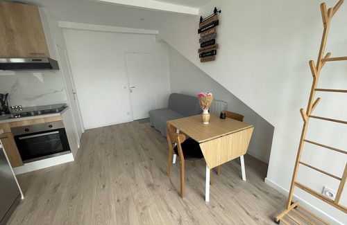 Noisy-le-Sec Apartment | 1-4 person apartment, terrace and starry sky!