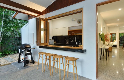 Port Douglas Villa | 1/48 Garrick Street - 3 Bedroom Villa Close to Beach and Town