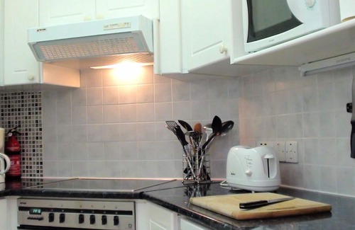 Paphos Apartment | 1 Bed Apartment, Paphos, 2nd Floor, Communal Pool, Sea Views, Nearby tavernas