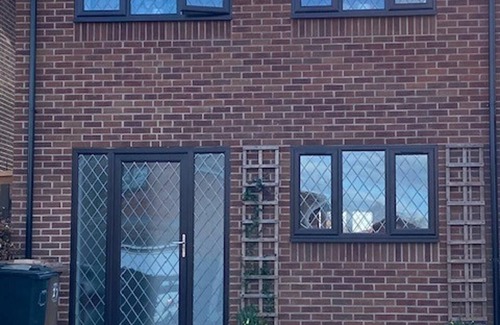 Millom Apartment | 1 Bed Apt- Rural Views- Juliette Balcony - Parking