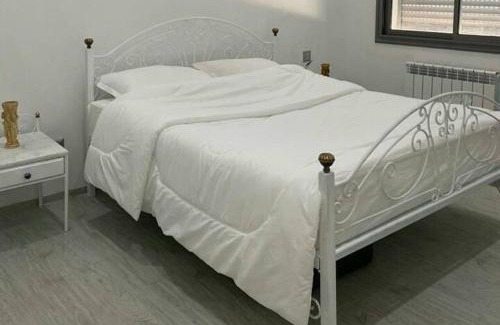 Les Jardins d'El Menzah 1 Apartment | 1 Bed Flat - Sleeps 2 - Parking - Wifi