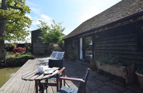 Abbess Roding House | 1 bed in Biddenden BT064