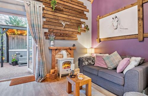 New Forest District House | 1 Bed in Christchurch 54900