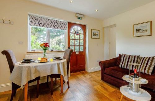 Ilfracombe House | 1 Bed in Combe Martin FIDDL