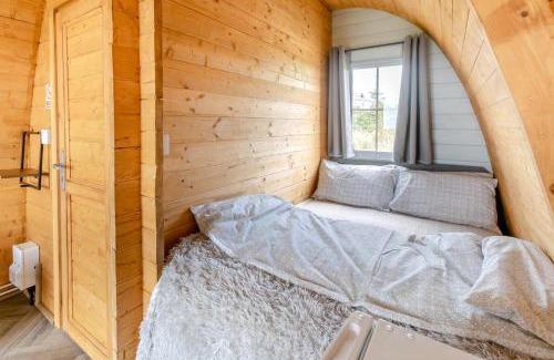 Carnbrea Cabin | 1 Bed in Four Lanes oc-b32769