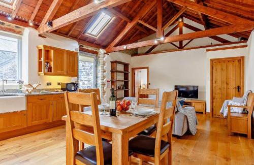 Launceston House | 1 Bed in Launceston 81076
