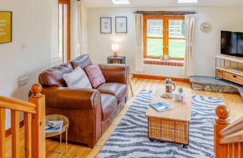 Holsworthy House | 1 Bed in Holsworthy GBLUE