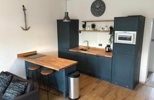 Gloucester Apartment | 1 bed river apartment on the docks