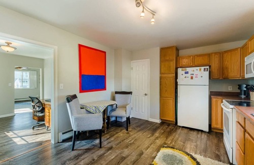 Valverde House | 1-bed vacation home w/King bed just 6 minutes from Empower Field at Mile High