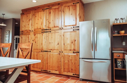 Ellensburg House | 1- Bedroom 1- Bathroom Ranch Guest house.