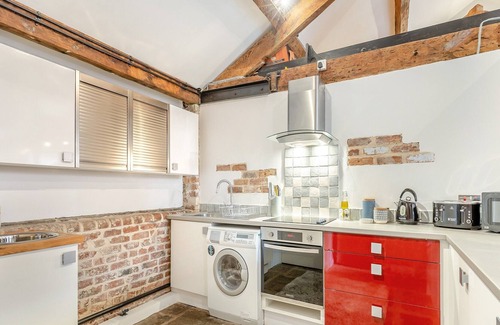 Sutton Cottage | 1 bedroom accommodation in Langley, near Macclesfield